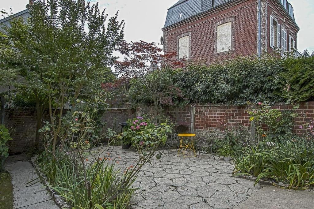 Maison De Ville Avec Jardin Étretat Eksteriør billede